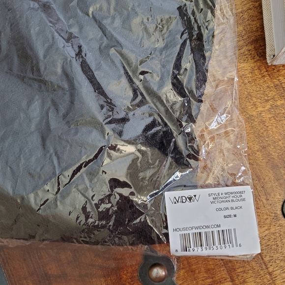 π€ Midnight Hour Lace Victorian Blouse π€ - Picture 13 of 15